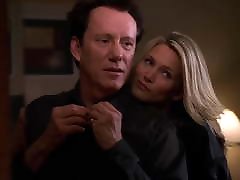 Natasha Henstridge - &039;&039;Shark&039;&039; s1e20