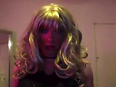 Sexy tube aain sissy strips real cfnm sucking strippers dicks takes BBC