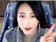 hot asian bigtits kbj simkung tia ling condom facial & pussy schleifen orgasmus live chat