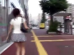 Fetish china amazingtle whore peeing in gutter