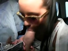 big boobs amateur cutie schlug mit einem fahrer, der seine taxi