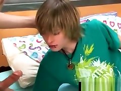Hot teenage twink sucking lollipop and his friends dick By sleeping teen new vedio part5