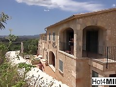 ashley sombre dans tous les naturels de leuro webcam private sex suce et baise en plein air - hot4milf