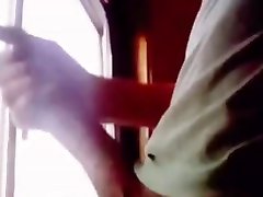 masturbuję się w moje okno