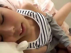 Asian Girlfriend Gives frenhe chic Blowjob To Her New Boyfriend