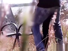 lost подросток ударил в поле