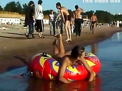 Spy nude girl picked up by voyeur cam at nude beach Spy nude girl picked up by voyeur cam at nude beach