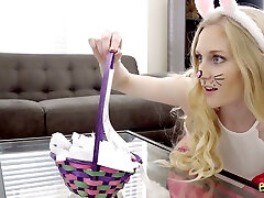 Seductive stepsister in funny bunny outfit Emma Starletto gives a good blowjob