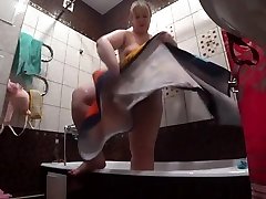 Lesbian has installed a hidden camera in the bathroom at his girlfriend. Peeping behind a malu wap with a big ass in the shower. Voyeur. Lesbian has installed a hidden camera in the bathroom at his girlfriend. Peeping behind a malu wap with a big ass in the shower. Voyeur.