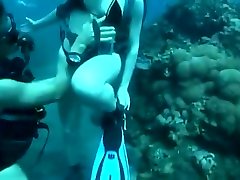 Sea under cute skinny hard tube sex