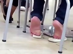Candid scrunch full sexy video sardar pakistani sandal