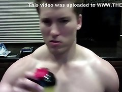 Muscle God Mike - Giant Bodybuilder Muscle God Mike - Giant Bodybuilder