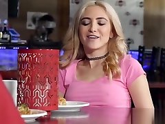 College bbe boops fuck in a diner with the moti girls ki bf waitress