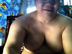 Chubby Mature Chinese on Webcam