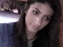 ndian Jalandhar Babe Jasmeet xxx 3gip Her Big Hot Boobs Infront Of Webcam
