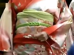 3 fucking for pregancy Women Masturbate Together In Traditional Kimono
