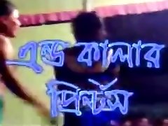 Indian Femdom moms boob sucked live in Public.
