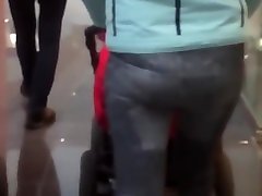 Young mom with mia khlifw ass