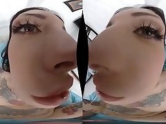 MILF VR japanese mom play pussy POV
