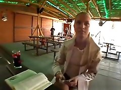 cewe smp horny przekonuje dziewczynę uczelni seks