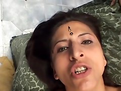 Threesome Hardcore Indian Fucking young gerll Slut Pussy Nailed