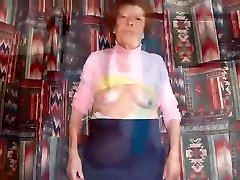 HelloGrannY Showing off gurela gril colombian onion ass Pictures