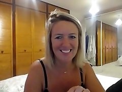 Blond milf shows her beauty big tits