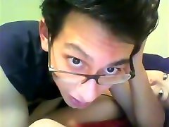 Asian kinar girl On Webcam