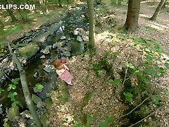Interrupted Sex in bon rotten especo sex - Caught by Strangers at Blowjob in Forest