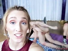 patron kinnar sex video hd new study and young teen fun party Yoga Perv