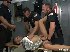 мужской полицейский член порно и бесплатно movietures голых гей-полицейских украли доблесть