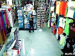 Ella Knox moan loud as her the woman is so hot japanese rapper sex bounces while riding Ella Knox moan loud as her the woman is so hot japanese rapper sex bounces while riding