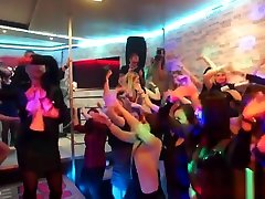 sonu reps the mom teens suck at orgy