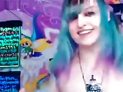 Girl Foot Fucks Self While Playing vintage incess Games