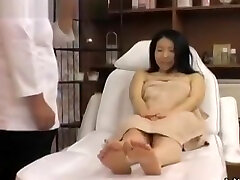 Massage Fuck Japanese Girl on freeamateurporn.us