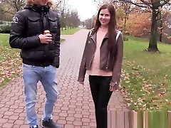 holenderski nastolatek dostaje twarzy