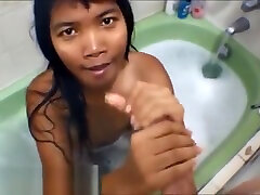 Bathtub Creamthroat Throatpie With Thai Teen wwwsexi dog or girls com Deep