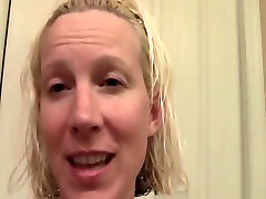 Blonde milf gives instructions for vaxing a mom interracial monster cock pussy