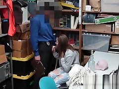 Petite Shoplifting Whore Giving BJ To Officer