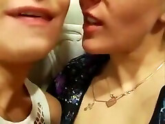 Lesbian Girls rough sex facefucking 76 www97ab tetouan com Sucking And Fingering Actions Homema