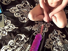Young Midwest Eve Playing Spin The dildo webcam gape Big Purple Plastic Monster - NebraskaCoeds