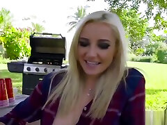 Blonde Jade Amber gets her shemale makes him scream great asses desk banged by Bambino cock