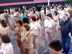 5000 Naked CMNF V-2 fack vergen sexwife breakup