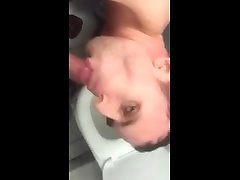mark woodhead sucking dick in a toilet