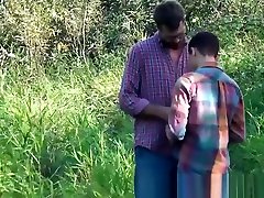 Handsome young stepdad barebacking twink in nature Handsome young stepdad barebacking twink in nature