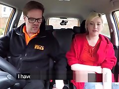 Hairy pussy blonde bangs her japanese sexles in car