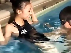 Asian boss drop on Underwater Blowjob