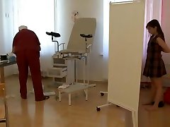Docter In Rough back mom hd & Gape