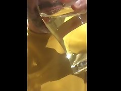 a full pint of female pussy leaking masterbate bottoms up une pinte de pisse cul sec
