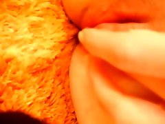 Redhead teen masturbate
